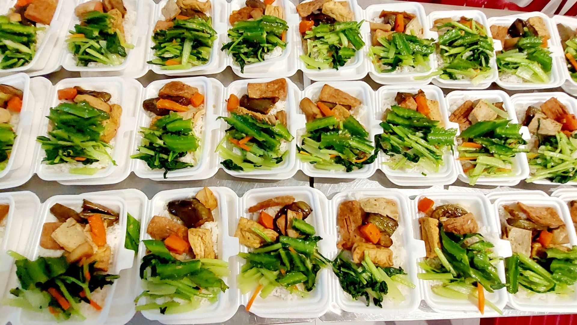 Tịnh hạnh đạo tràng - Cơm chay 0 đồng